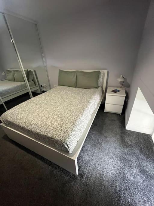Boyds Entry Flat Old Town Apartment เอดินบะระ ภายนอก รูปภาพ