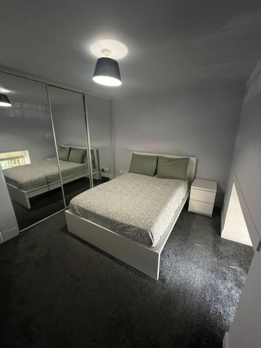 Boyds Entry Flat Old Town Apartment เอดินบะระ ภายนอก รูปภาพ