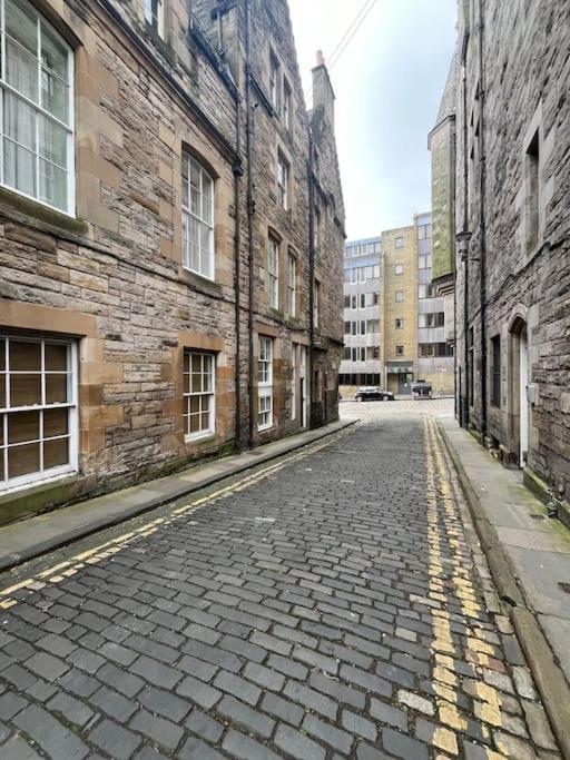 Boyds Entry Flat Old Town Apartment เอดินบะระ ภายนอก รูปภาพ